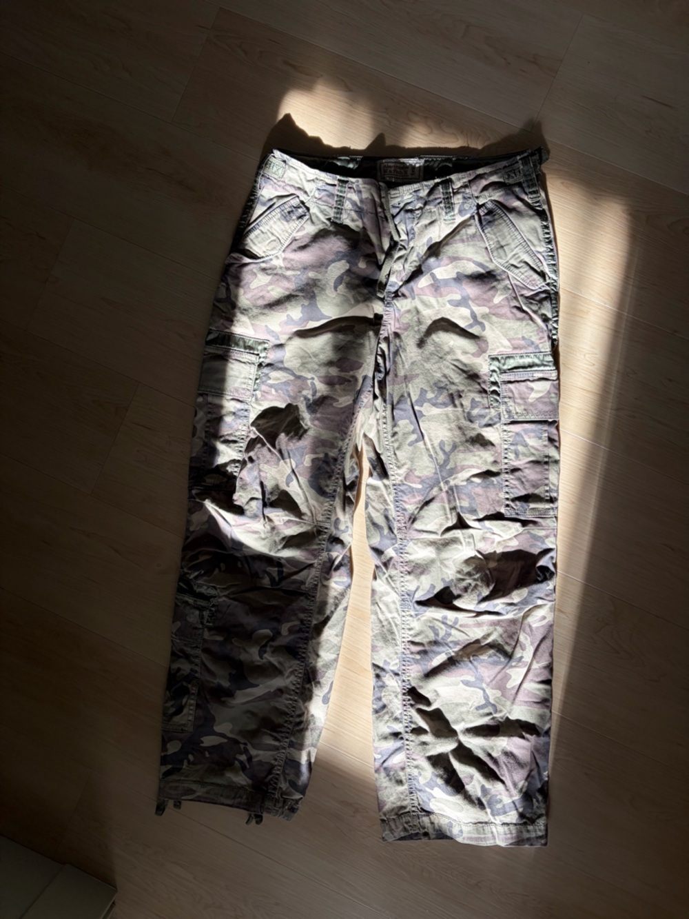 Abercrombie & Fitch Women’s Low Rise Camo Cargo Pants - Green/Brown/Black